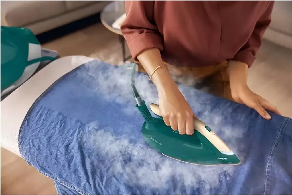 Philips PSG7140/70 PerfectCare Bügelstation Grün/weiß 7 Philips PSG7140/70 PerfectCare Bügelstation Grün/weiß – Bild 5