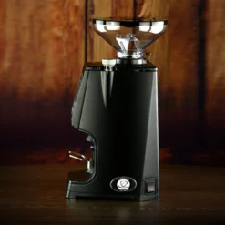 Eureka Espressomï¿1/2hle Atom 65 Digital Schwarz -Smart Kitchen Store 1a9594bfa4c52d131eb4f0dcbd3f6d6c