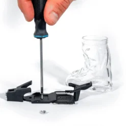 1 Schnapsglas In Ski Form Mit Bindung Und Umhängeband Der Absolute Hingucker -Smart Kitchen Store 1aa8aa4c26e6fca117ad07f68c927aa0