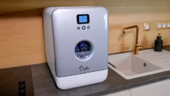 Bob Mini Geschirrspüler All-in-One Paket Grau Metallic (2 Gedecke, 2,9L Wasserverbrauch, Integrierter Tank, WiFi) Spülmaschine Geschirrspülmaschine 11 Bob Mini Geschirrspüler All-in-One Paket Grau Metallic (2 Gedecke, 2,9L Wasserverbrauch, Integrierter Tank, WiFi) Spülmaschine Geschirrspülmaschine -Smart Kitchen Store 251fb9af188b94d0af633e9c39bf00b5