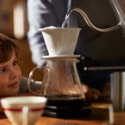 Tchibo Glaskaraffe, Borosilikatglas, Deckel, Hitzebeständig, 600ml -Smart Kitchen Store 2f713203a3f76c82e43b9445651b3a17