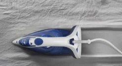 Tefal Dampfbügeleisen Easygliss Plus Durilium Airglide-Bügelsohle 2700W FV5751 -Smart Kitchen Store 4aa709da1a257a35e358ea8b5b85643f