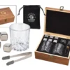 Whisky Geschenk-Set Mit 2 Gläsern, Eiswürfeln Aus Edelstahl, Zange, Samtbeutel In Einer Schönen Holzbox -Smart Kitchen Store 4d63642650bc74b81550c574fe691c12