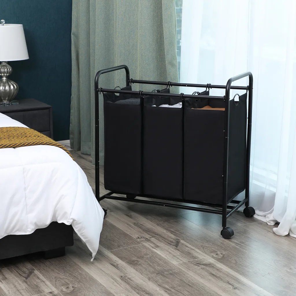 SONGMICS Wäschekorb Mit 3 Abnehmbaren Stofftaschen, 3 X 44 Liter, Wäschesortierer Wäschesammler, Schwarz LSF003B 6 SONGMICS Wäschekorb Mit 3 Abnehmbaren Stofftaschen, 3 X 44 Liter, Wäschesortierer Wäschesammler, Schwarz LSF003B – Bild 4