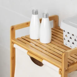 Navaris Badregal Regal Aus Bambus Mit Körben - 96x44x33cm Bambusregal Wäschekorb Wäschesammler Sortierer Wäschekörbe - 3 Fächer Für Wäsche -Smart Kitchen Store 60cd8ea2717fd058181cbdc186c25885