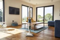 Rowenta Bodendampfreiniger Clean & Steam Revolution RY7757 | 2 In 1 Reingung | Verdampfer Für ätherische Öle | Alle Bodenarten | Anti-Kalk-Kartusche | Weiß/Blau -Smart Kitchen Store 62a2e9d3cd10819ab5644255533e6587