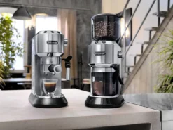 De'Longhi DeLonghi EC685.M Dedica Style Siebträger Espressomaschine Silber -Smart Kitchen Store 6837a642d36c5a7ff79b6b68c861af30