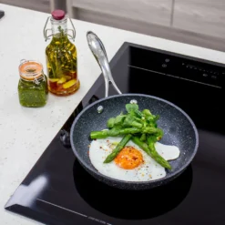 EAZIGLIDE Bratpfanne 20+28cm 2teilig -Smart Kitchen Store 721c4cad3d4687b99bf5999c9db681d3