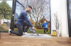 Black & Decker BHHV320B Dustbuster Akku-Sauger Titanium/blau Beutellos -Smart Kitchen Store 7a6cd3b949d5dcc727b54e39c34c2f53