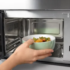 Bomann 3in1 Einbau-Mikrowelle Mit Grill Und Heißluft, 25 L Garraum, 8 Automatikprogramme, Auftaufunktion, Inkl. Grillrost Und Drehteller (Ø 27 Cm), 900 Watt, Edelstahl, MWG 3001 H EB -Smart Kitchen Store 83173d376bf6367c9a3e845d86e4b5fa