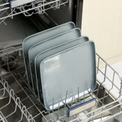 LOVECASA Tafelservice, 4-tlg Set Quadratische Speiseteller Aus Steingut, Flachteller, Frühstücksteller Für 4 Personen, Grau 20 LOVECASA Tafelservice, 4-tlg Set Quadratische Speiseteller Aus Steingut, Flachteller, Frühstücksteller Für 4 Personen, Grau -Smart Kitchen Store 92a3ee054e1f9d9308156c8724a4f2e1