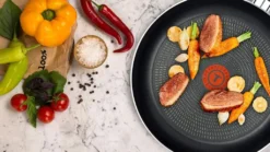 TEFAL Pfanne INVISSIA 28 Cm Bratpfanne Antihaft-Versiegelung Backofen Bis 175 °C -Smart Kitchen Store 987bca32fb130df34ad105f3fac853ae