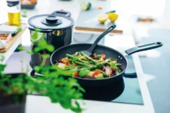 Fiskars 1026573 Bratpfanne Functional Form 26 Cm -Smart Kitchen Store ae06fcaa618db5af28a7f7a1e389c775