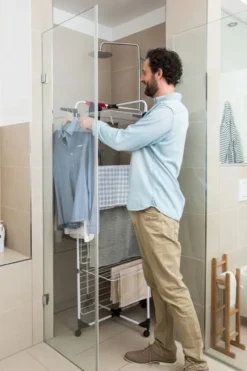 Vileda Mixer 4 - Vertikaler Stahlturm-Wäscheständer, 40 Meter Trockenraum, 4 Gestelle, Kleiner Kleiderständer Und Bügel, Offene Maße 169 X 71 X 71 X 71 Cm, Farbe Weiß -Smart Kitchen Store b9e160ff9c0bce96c245856888ef9cd3