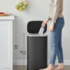 SONGMICS Mülleimer, 30 L Abfalleimer Mit Pedal, Treteimer Mit Inneneimer Aus Kunststoff, Für Die Küche, Klappdeckel, Softclose, Geruchsdicht Und Hygienisch, Schwarz LTB03BK -Smart Kitchen Store bd875302a78dbff6da84b28d5424b80c