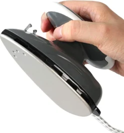 Jago® Mini Bügeleisen - Grau, 260-420 W, Antihaft Bügelsohle, Wassertank 40 Ml, 100-240 V Netzspannung Umschaltbar, Mit/ohne Dampf - Dampfbügeleisen, Reisebügeleisen -Smart Kitchen Store c03dc727d450f92275745f87f4b24266