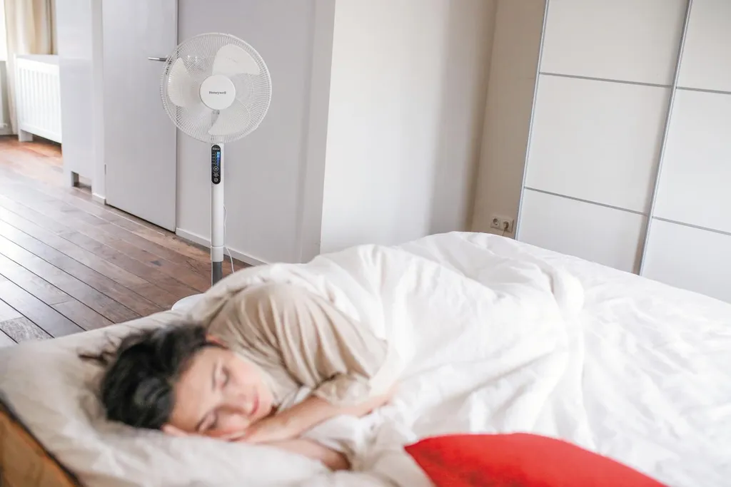 Honeywell HSF600WE4 Moderner QuietSet Standventilator "sehr Gut" 9 Honeywell HSF600WE4 Moderner QuietSet Standventilator "sehr Gut" – Bild 7