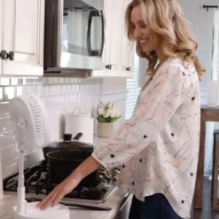 Starlyf® Foldable Fan – Wiederaufladbarer, Kabelloser Und Zusammenklappbarer Ventilator, Akkubetrieb Mit 3 Geschwindigkeiten, 2in1 - Tischventilator Und Standventilator – Aus Der TV Werbung 29 Starlyf® Foldable Fan – Wiederaufladbarer, Kabelloser Und Zusammenklappbarer Ventilator, Akkubetrieb Mit 3 Geschwindigkeiten, 2in1 - Tischventilator Und Standventilator – Aus Der TV Werbung -Smart Kitchen Store cea23609477d7b0b30801456e5380bf0