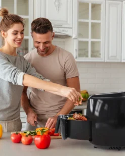 Tomons Heißluftfritteuse XXL 5,5 L Elektrofritteuse, 1800W, Airfryer Ohne Fett Und Öl, Friteuse Heißluft Mit 8 Voreinstellungen, Alarmtimer, Digitales Touch-Display, Frittierkorb Und Rezeptheft -Smart Kitchen Store db5d2044cfb909ae4d181b899b5ed31b