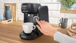 Bosch TAS16B2 Kaffeemaschine Vollautomatisch Pad-Kaffeemaschine 0,7 L 16 Bosch TAS16B2 Kaffeemaschine Vollautomatisch Pad-Kaffeemaschine 0,7 L -Smart Kitchen Store e07a5e0552eb673b0787e64576667bd5