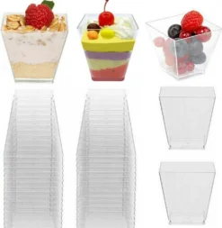 10 Stück 2 Unzen Quadratische Dessertbecher Würfel Kunststoff Klar Mousse Becher GeburtstagsfeierNachbildung