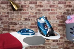 RUSSELL HOBBS Dampfbügeleisen Kabellos Cordless One Temp 26020-56 2600W Akku -Smart Kitchen Store f639788c76872aafc14710b408ecb13c