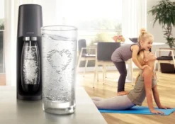 Sodastream Wassersprudler EASY Incl. PET-Flasche 1 L Und 1 Co²-Kohlensäurezylinder, Schwarz -Smart Kitchen Store fd345977be3e1621b318a19aecc0ccfc